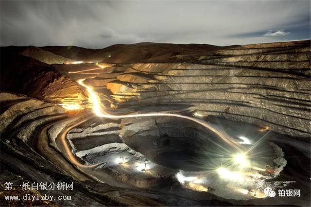 Ƥ����˹�y�V